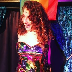 Meet your Posher, Jacqueline